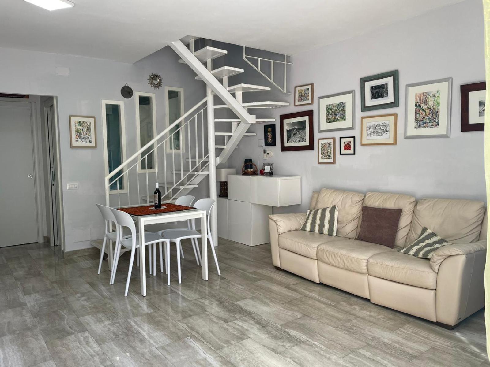 רומא Intero Appartamento Con Giardino E Parcheggio מראה חיצוני תמונה